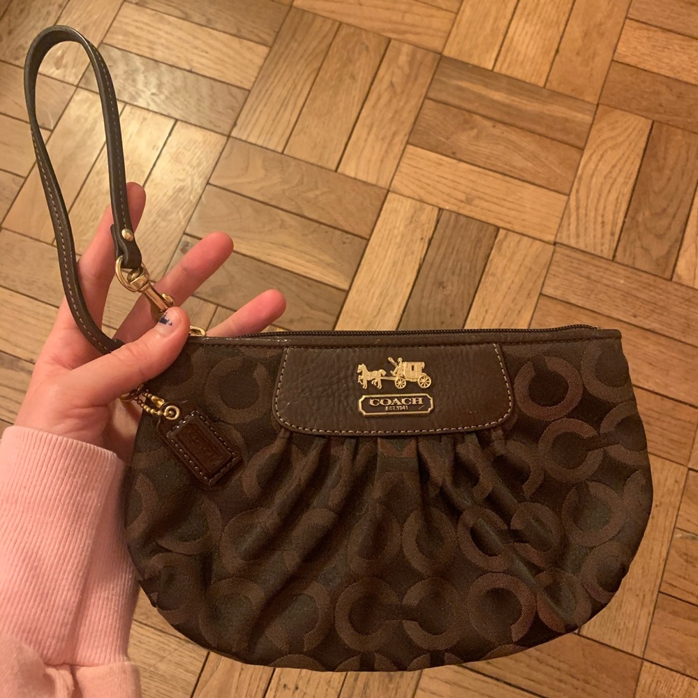 Excellent condition Coach clutch